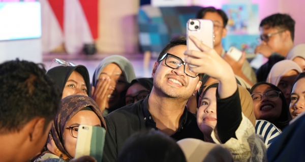 Roadshow Festival Film Pendek: SOS 2023, Kerja Sama Narasi dan Indosat Ajak Mahasiswa Unmuh Jember Untuk Jadi Juara